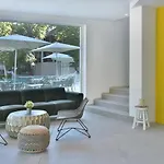 Ibis Styles Roomer 酒店