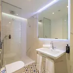 Готель Ibis Styles Roomer