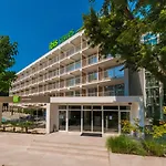 Хотел Ibis Styles Roomer 4*