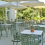 Готель Ibis Styles Roomer 4*