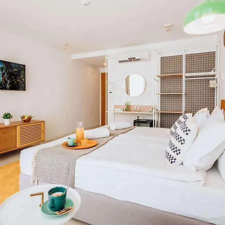 Szálloda Ibis Styles Roomer 4*
