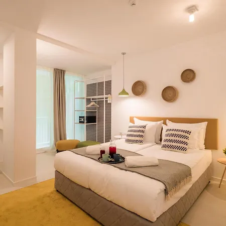 Ibis Styles Roomer فندق 4*