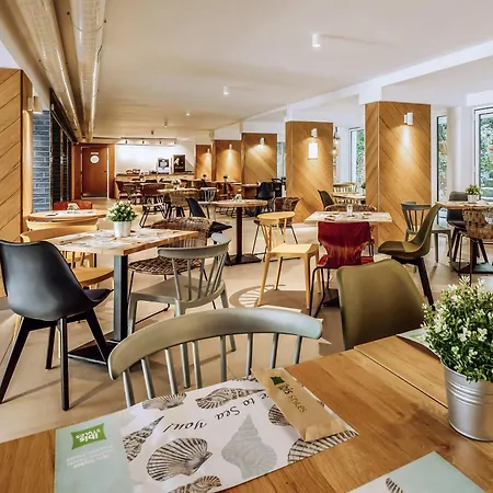Ibis Styles Roomer Hotel 4*