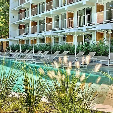 Hotel Ibis Styles Roomer Golden Sands