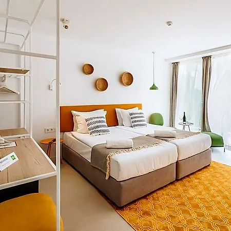 Hotel Ibis Styles Roomer 4*