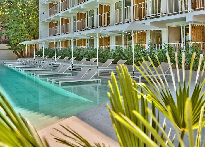 Ibis Styles Roomer 4* Nisipurile de Aur