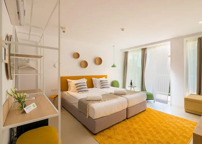 Ibis Styles Roomer 酒店