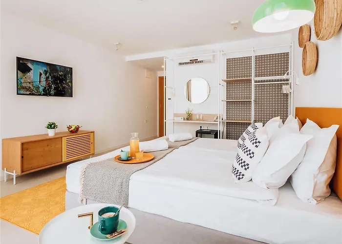 Ibis Styles Roomer Ξενοδοχείο 4*